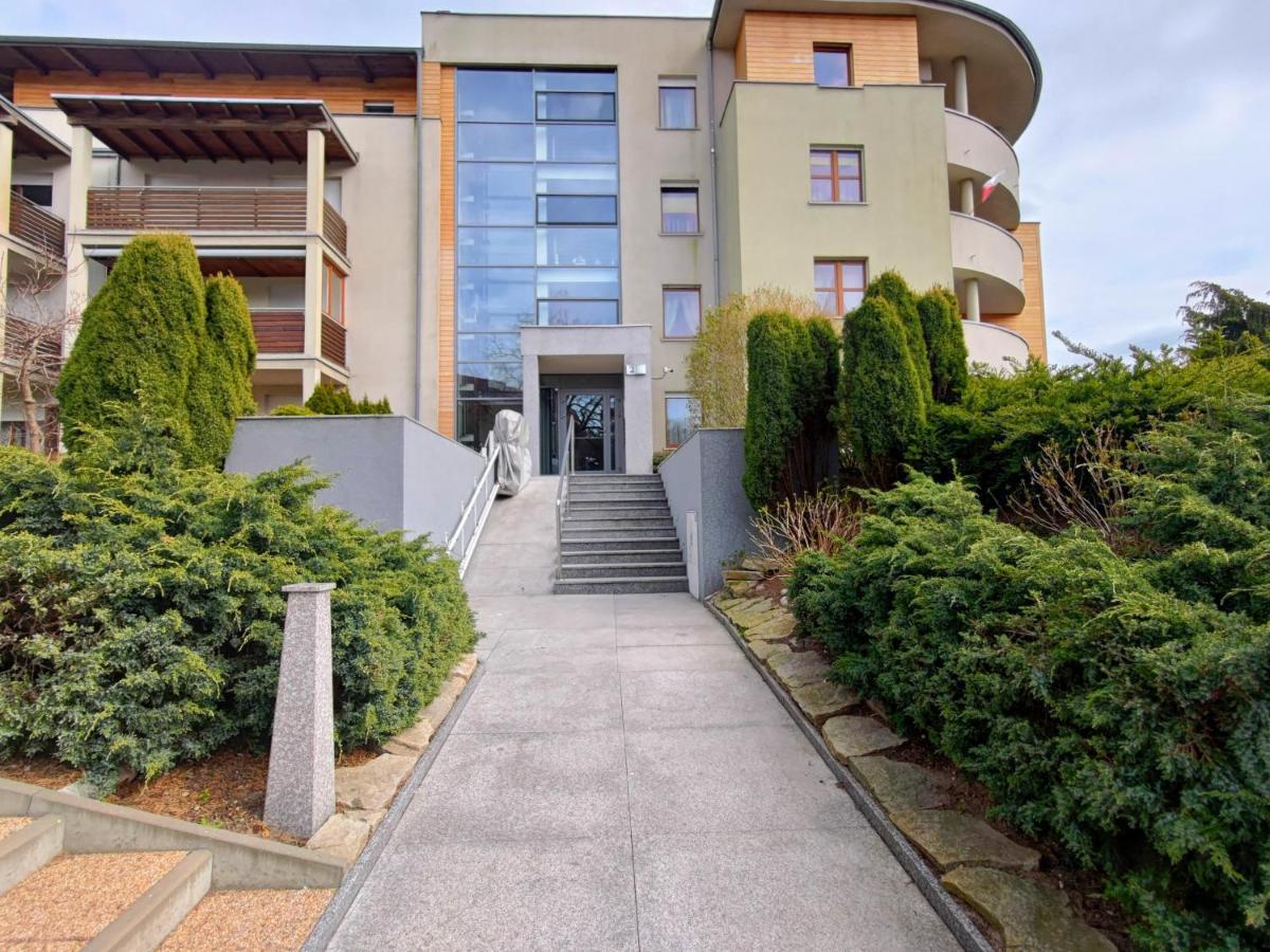 Komfortowy Apartament Dwupokojowy Z Tarasem I Garaz Устка Екстериор снимка