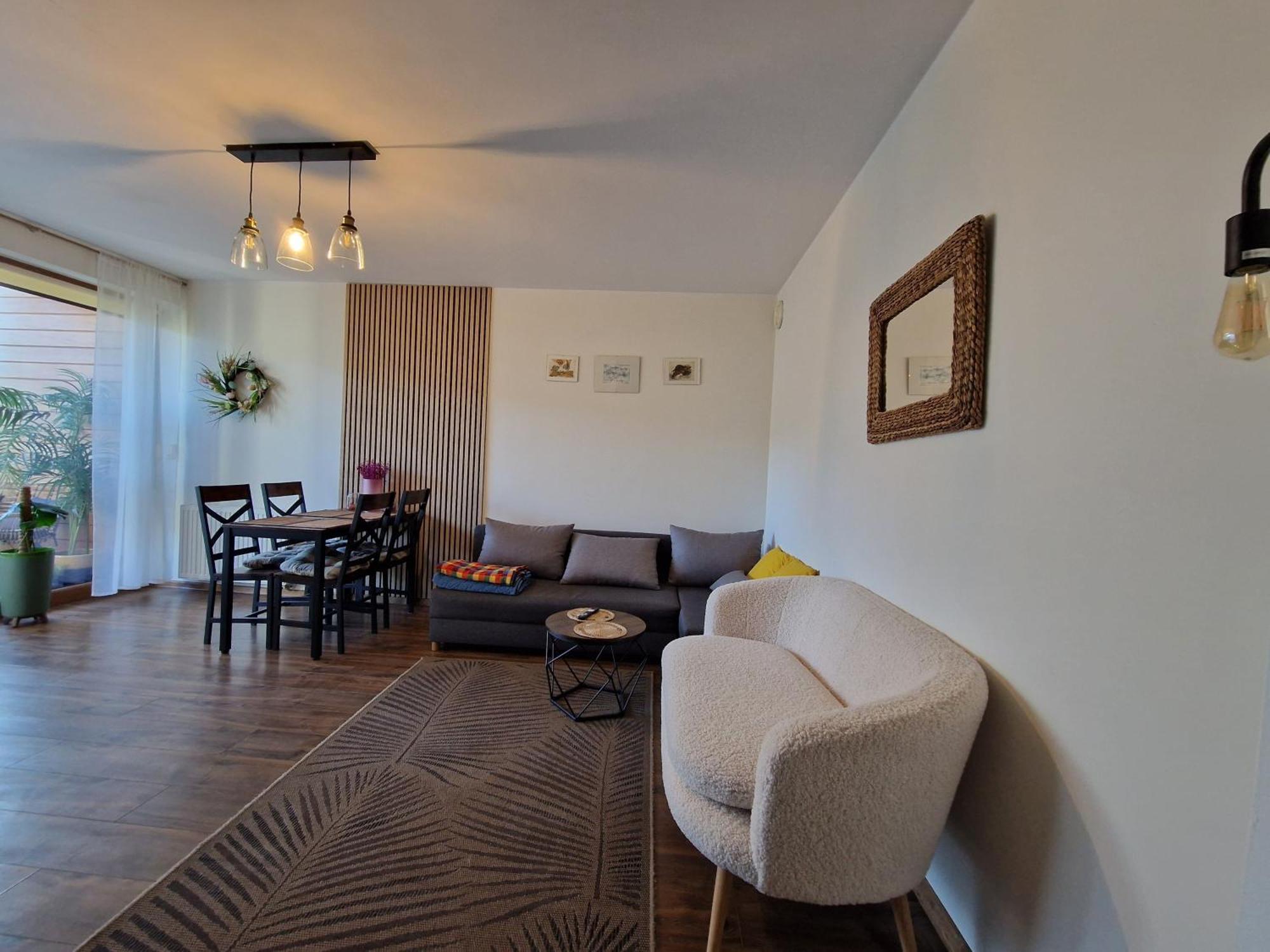 Komfortowy Apartament Dwupokojowy Z Tarasem I Garaz Устка Екстериор снимка
